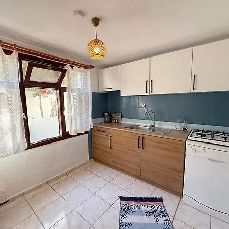 Melisa Garden Holiday home *